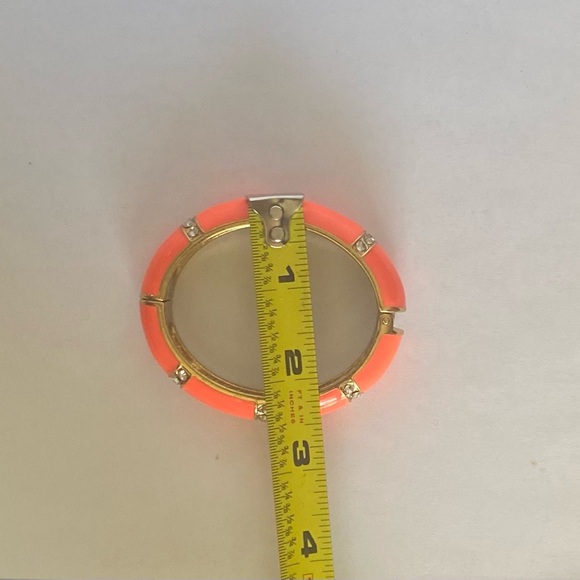 J.CREW ORANGE ENAMEL & RHINESTONE OVAL BANGLE HINGED BRACELET - Picture 11 of 13